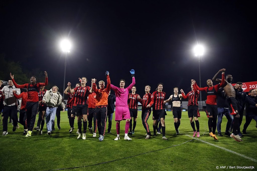 Willem II speelt gelijk in Dordrecht en is terug in Eredivisie