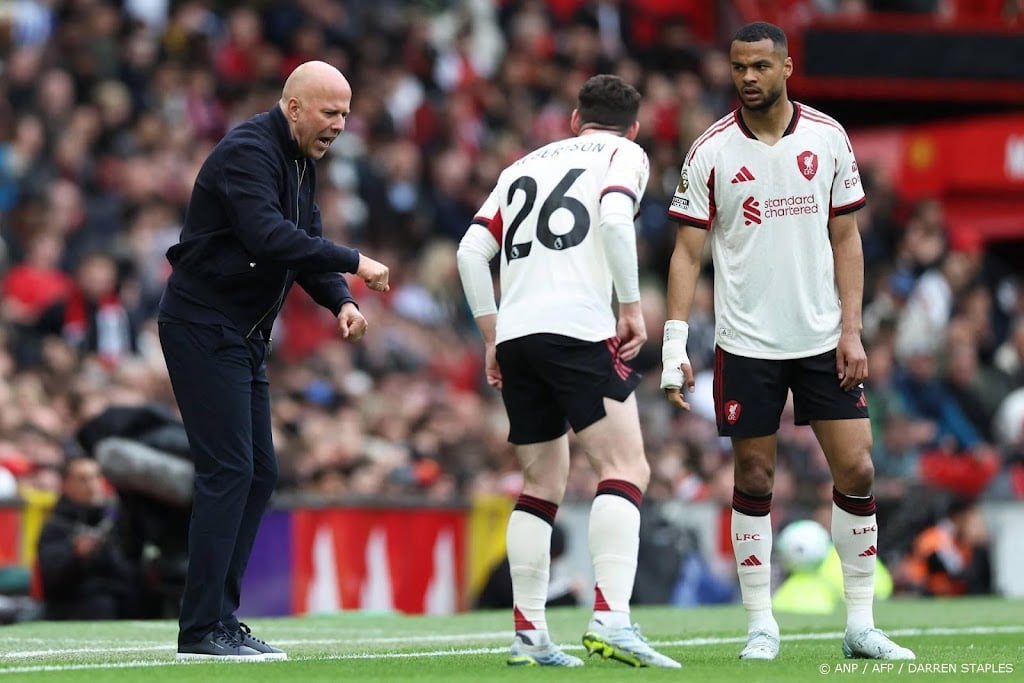 Coach Slot verliest met Liverpool van Manchester United 
