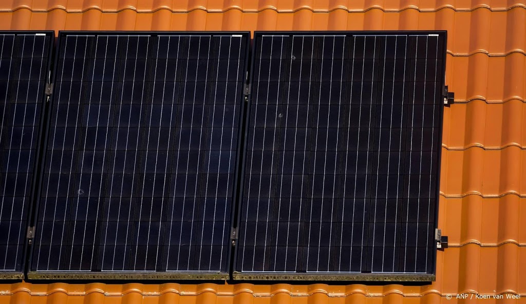 'Zonnepanelen gevaar voor hulpdiensten door frequentiestoringen'