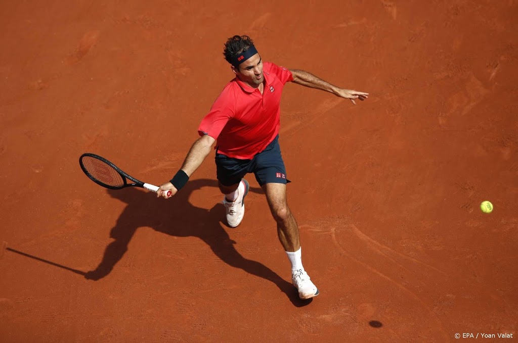 Federer ten koste van Cilic verder in Parijs