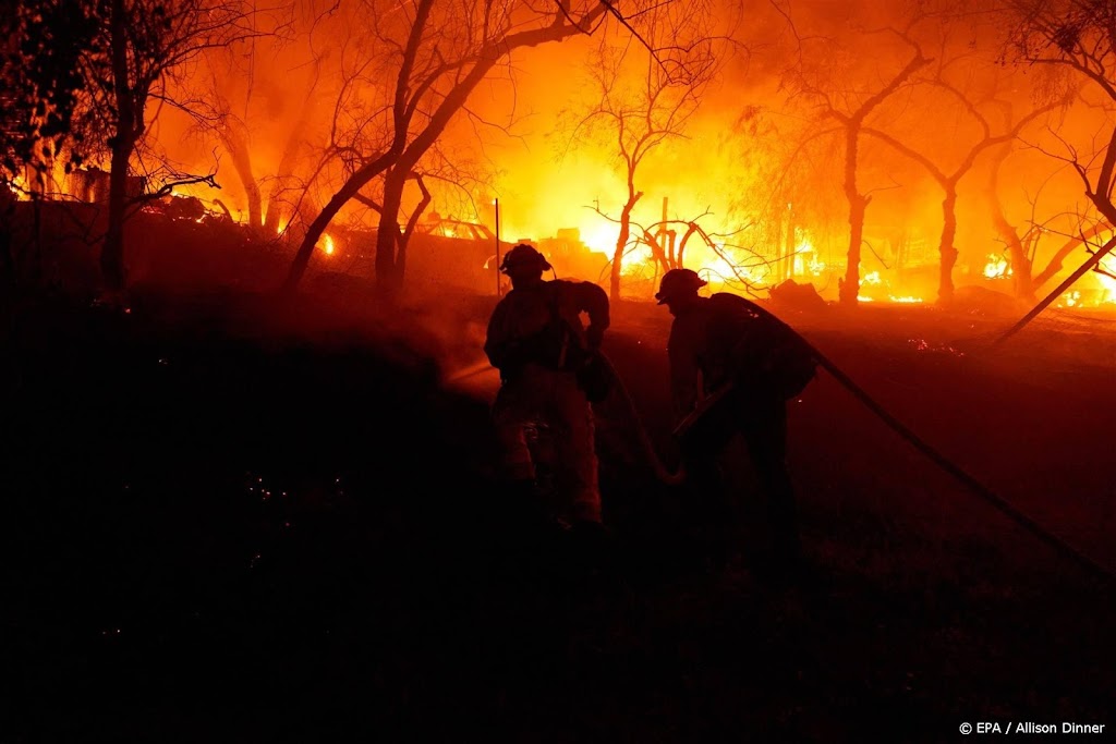Duizenden Canadezen in Quebec geëvacueerd vanwege bosbranden 