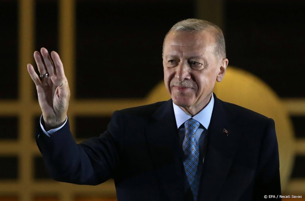 Erdogan opnieuw beëdigd als Turkse president