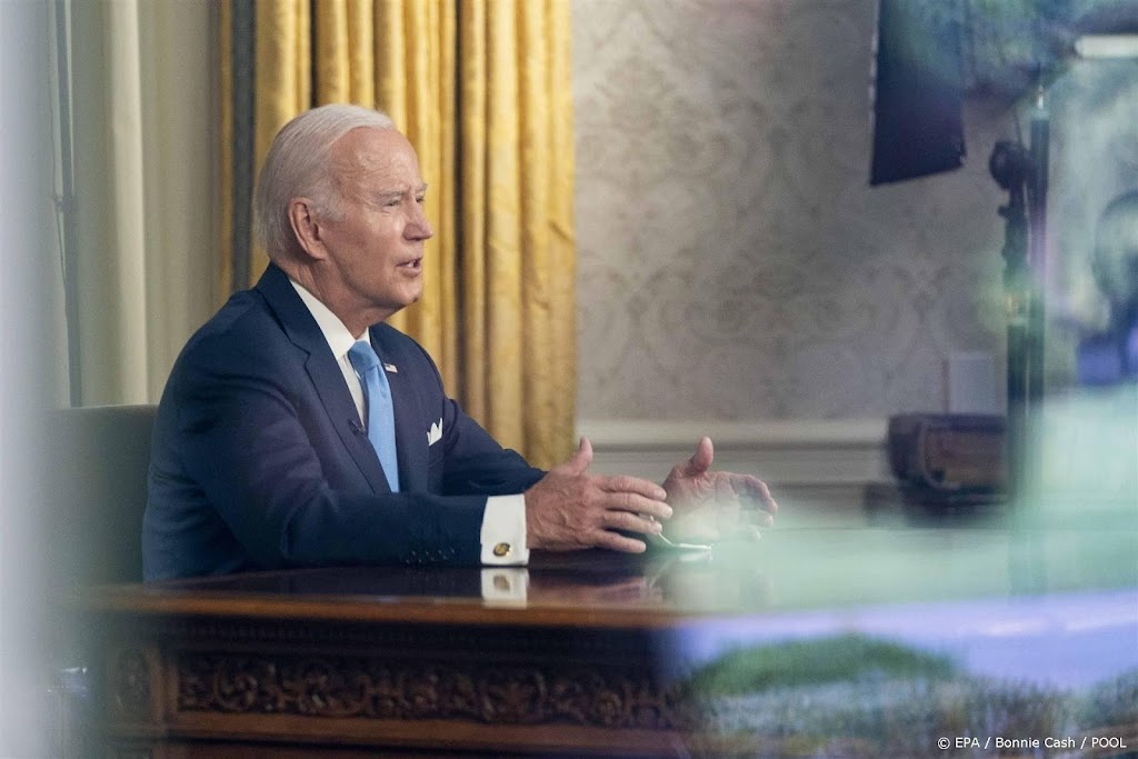 Biden ondertekent wet over verhoging schuldenplafond