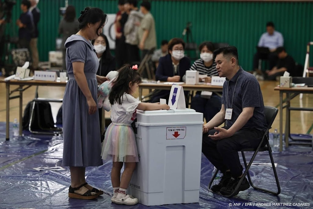 Opkomst verkiezingen Zuid-Korea in de middag ruim 70 procent 