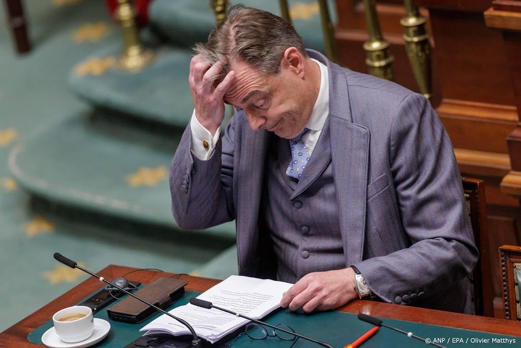 Belgische premier De Wever betreurt val Nederlandse kabinet 
