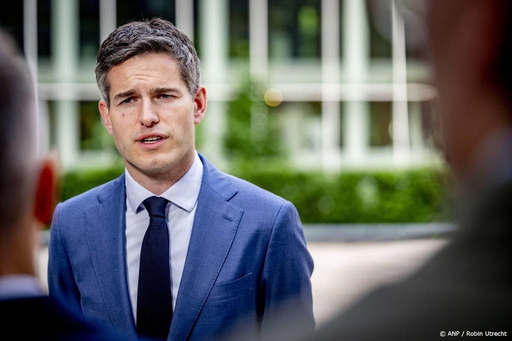 Iraans regime nog 'stevig' in het zadel, aldus minister Berendsen