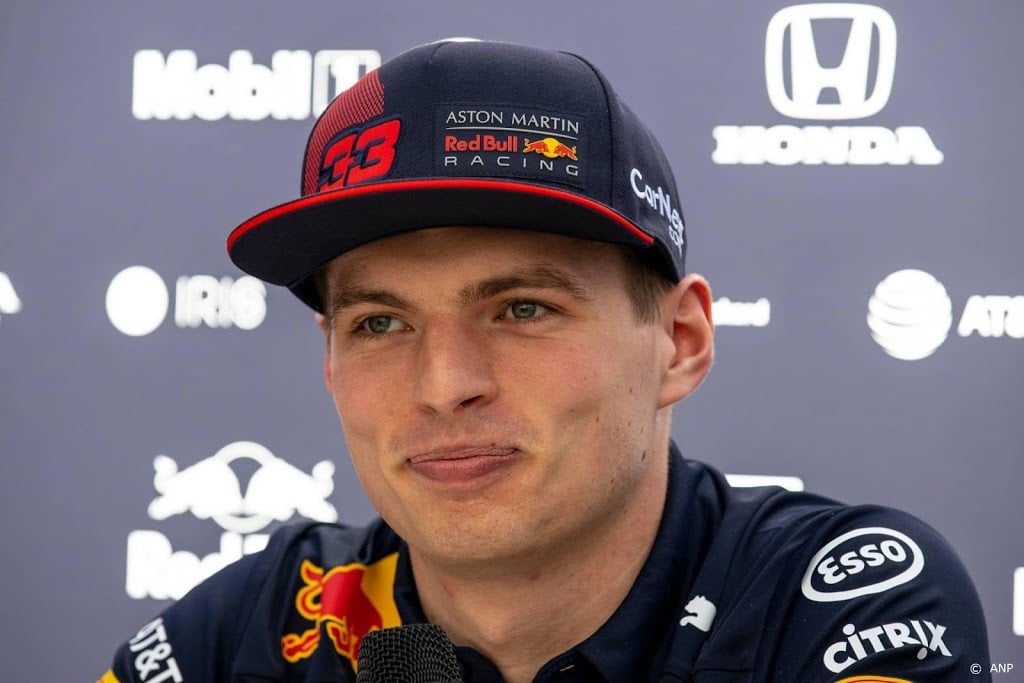 Verstappen na uitstapje door grind achtste in tweede training