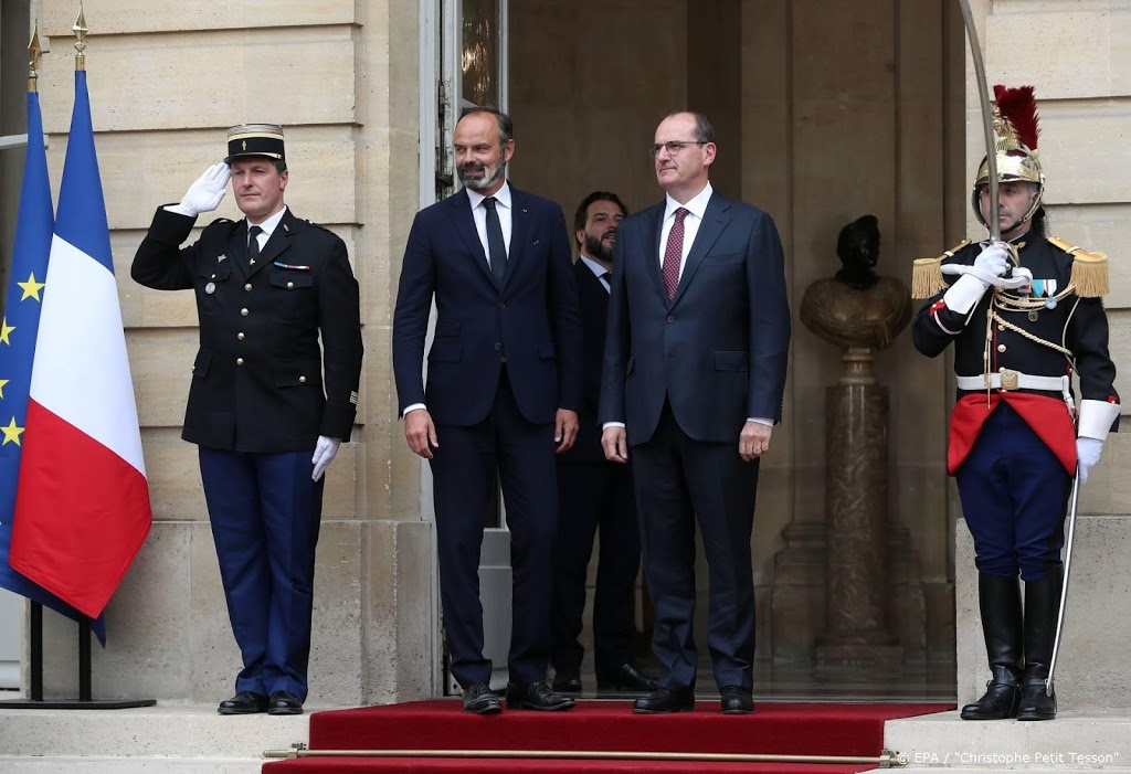 Meteen onderzoek naar corona-aanpak net afgetreden Franse premier