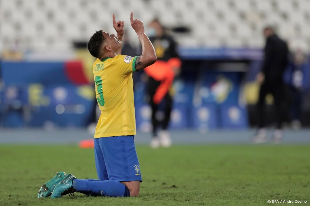 Brazilië verslaat Chili en bereikt halve finales Copa