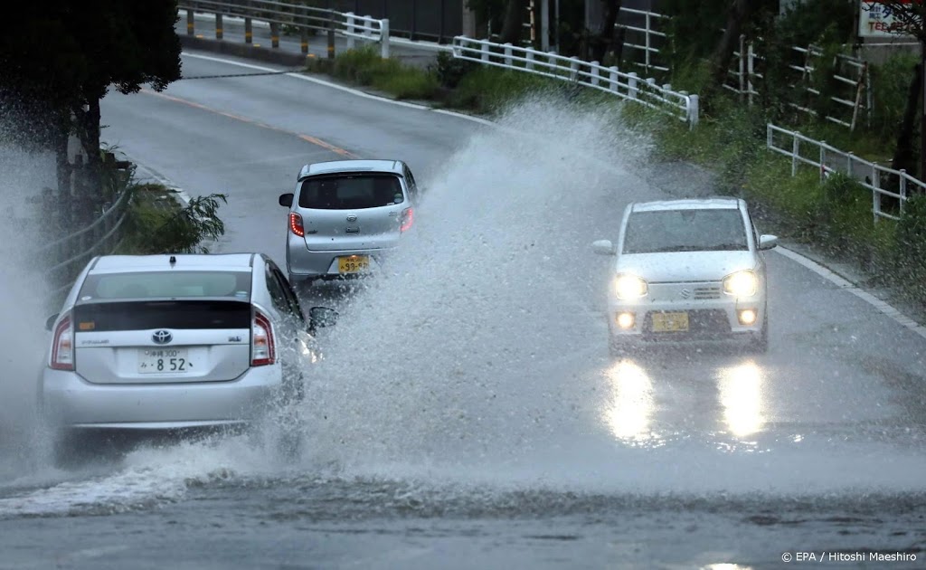 Doden en vermisten na aardverschuiving door hevige regen in Japan