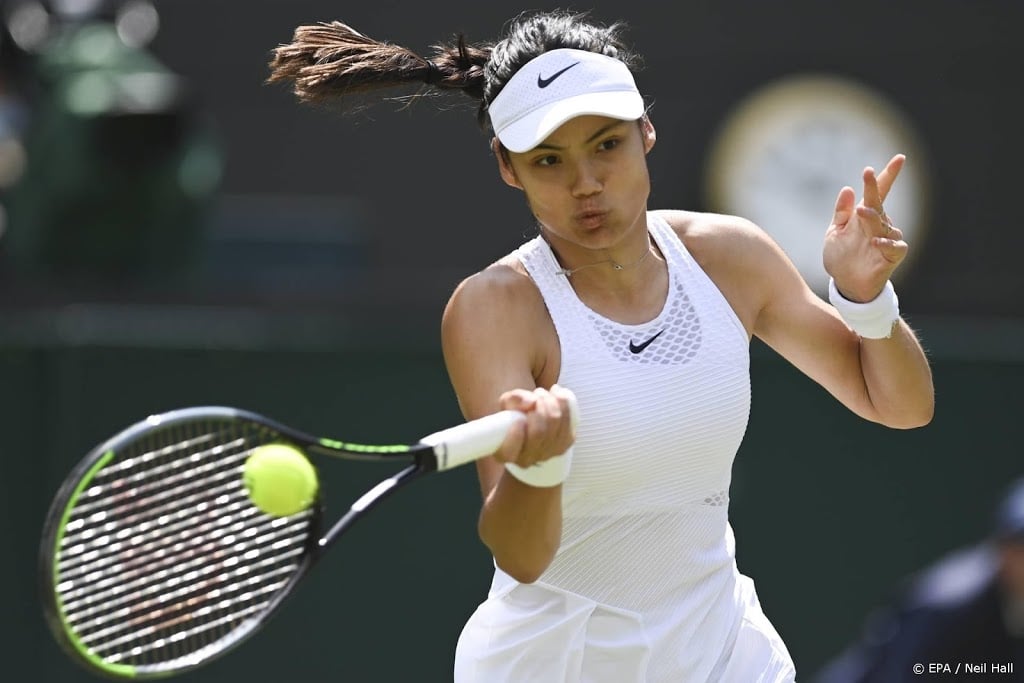 Britse tiener blijft verrassen op Wimbledon en haalt vierde ronde