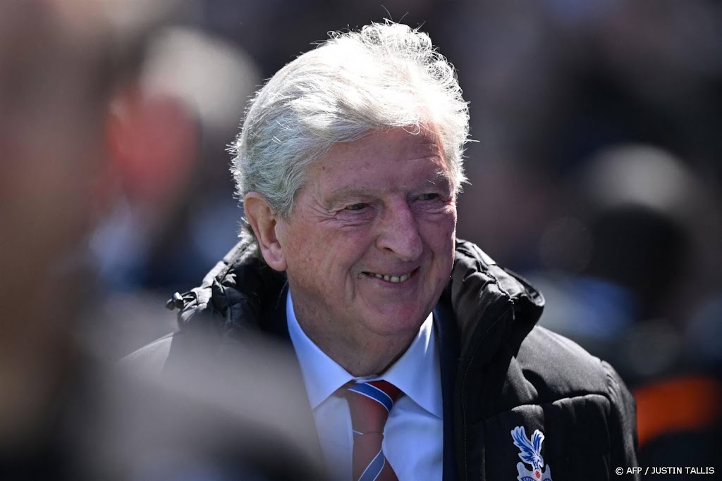 Crystal Palace door met 75-jarige coach Hodgson 