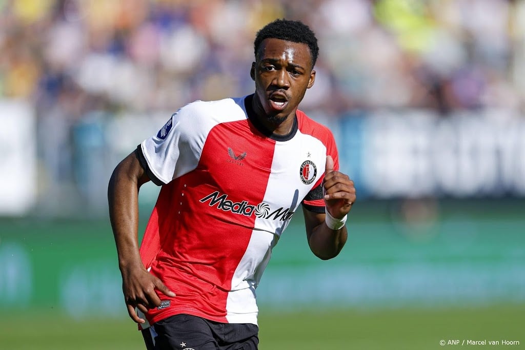 Feyenoord verkoopt middenvelder Milambo aan Brentford