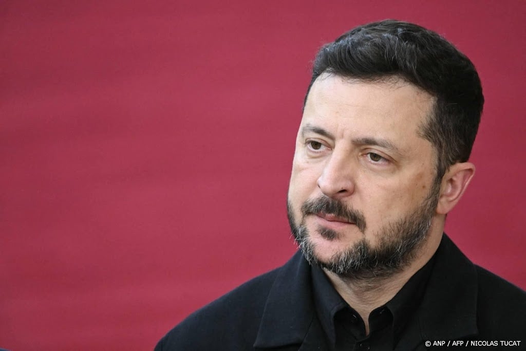 Zelensky: reddingsoperaties in Kyiv gaan door na Russische aanval