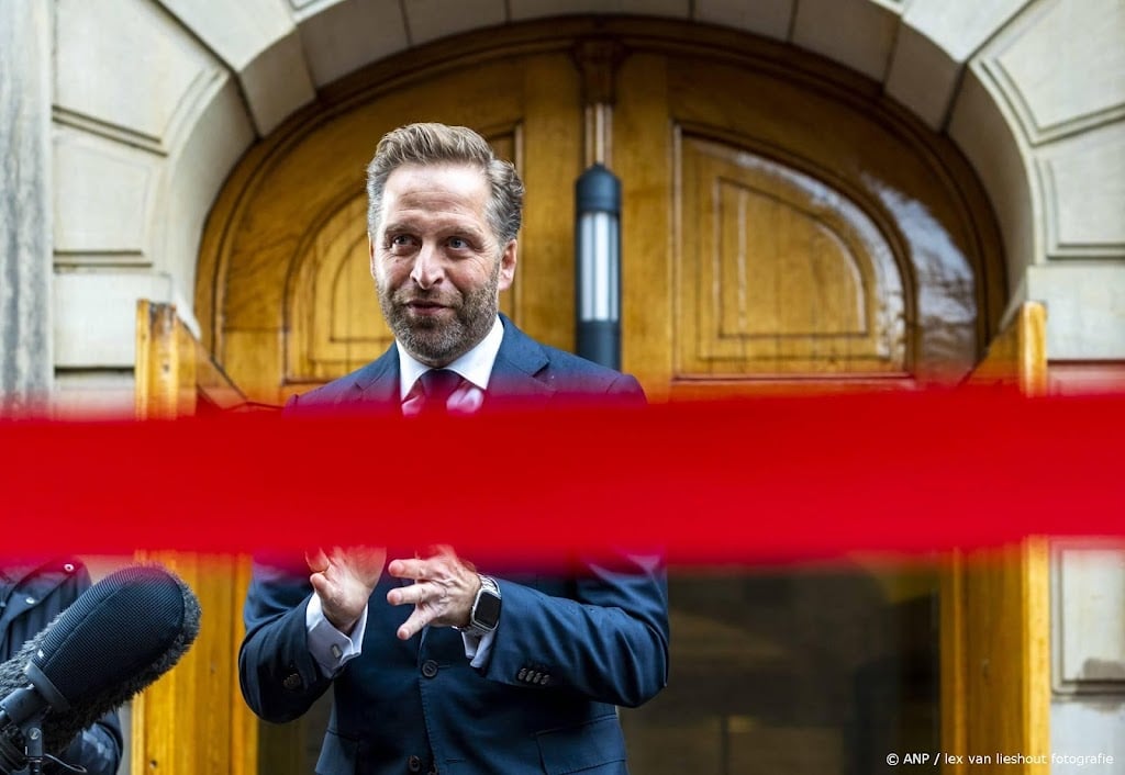 Volgende coronaverhoren met De Jonge, Keijzer en Maurice de Hond