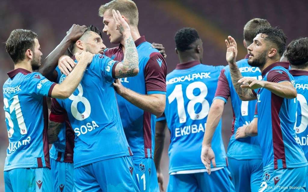 Turkse club Trabzonspor maakt assistent Newton hoofdtrainer
