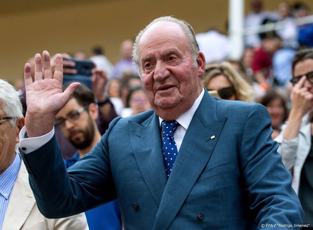 Van corruptie verdachte Spaanse ex-koning vertrekt uit Spanje