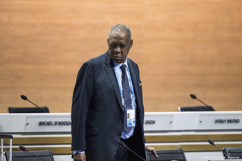 Voormalig interim-voorzitter FIFA voor jaar geschorst 