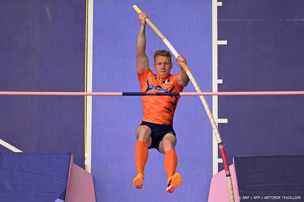 Polsstokhoogspringer Vloon met 5,75 meter naar olympische finale 