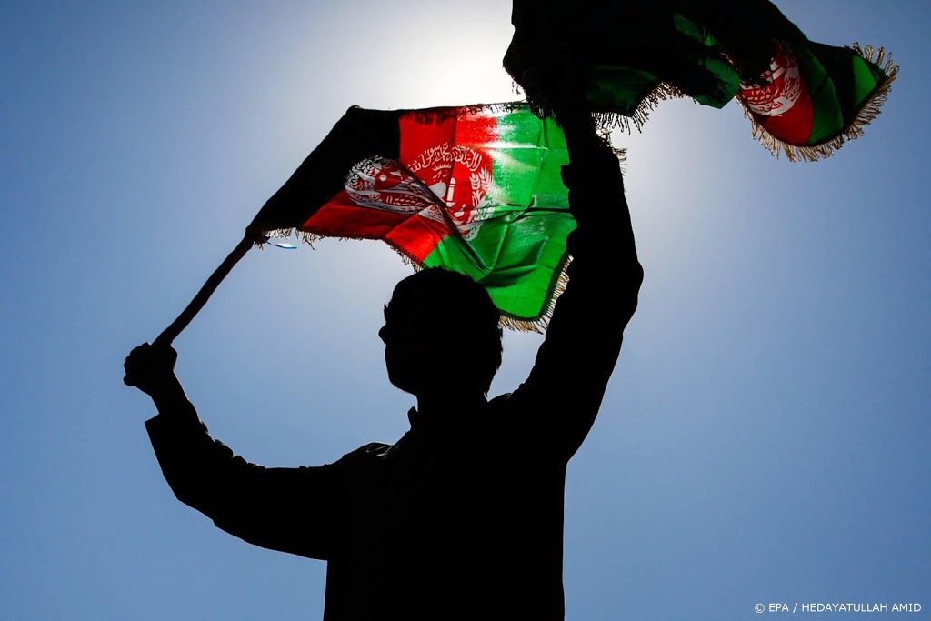 Regering Afghanistan maakt weg vrij naar vredesoverleg