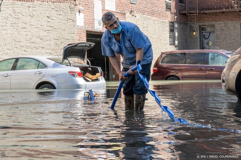 New York ruimt op na storm, schade aan zeker 1000 gebouwen