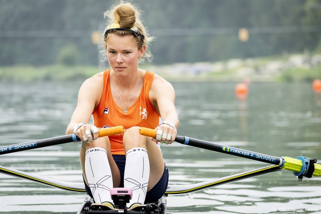 Skiffeurs Florijn en Van Dorp maken indruk op eerste dag WK roeien