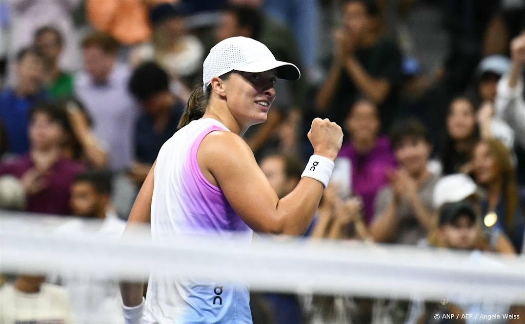 Swiatek naar kwartfinale US Open