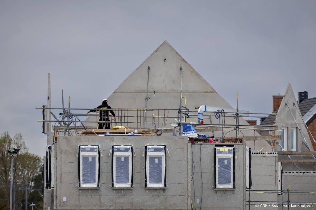 Branche draagt oplossing aan na schorsing bouwcontroleurs 