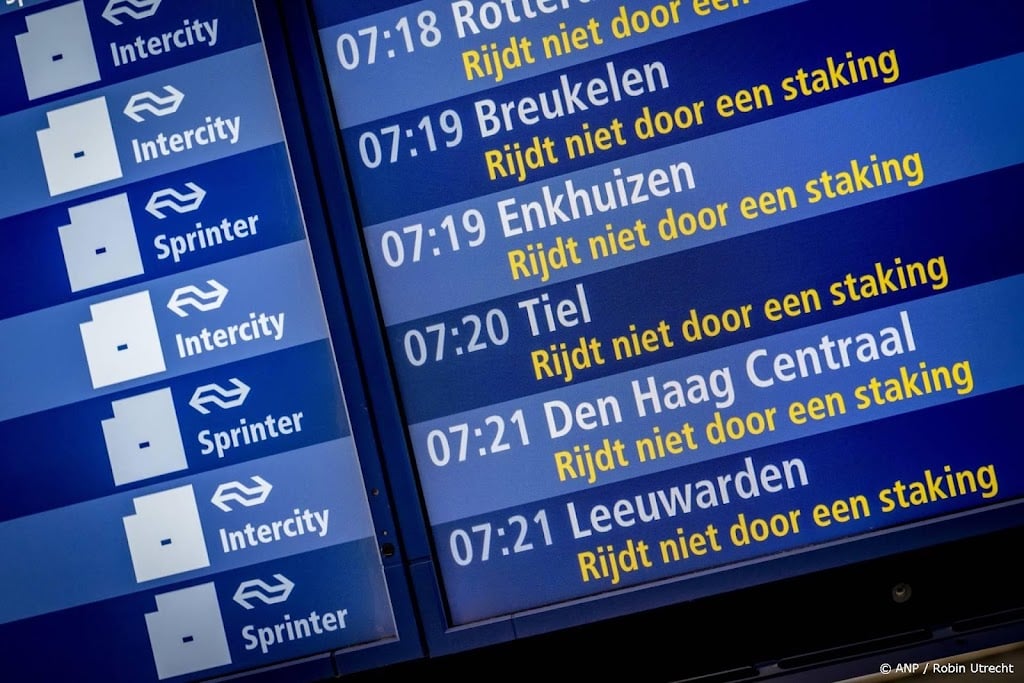 Woensdag hele dag geen NS-treinen door landelijke ov-staking