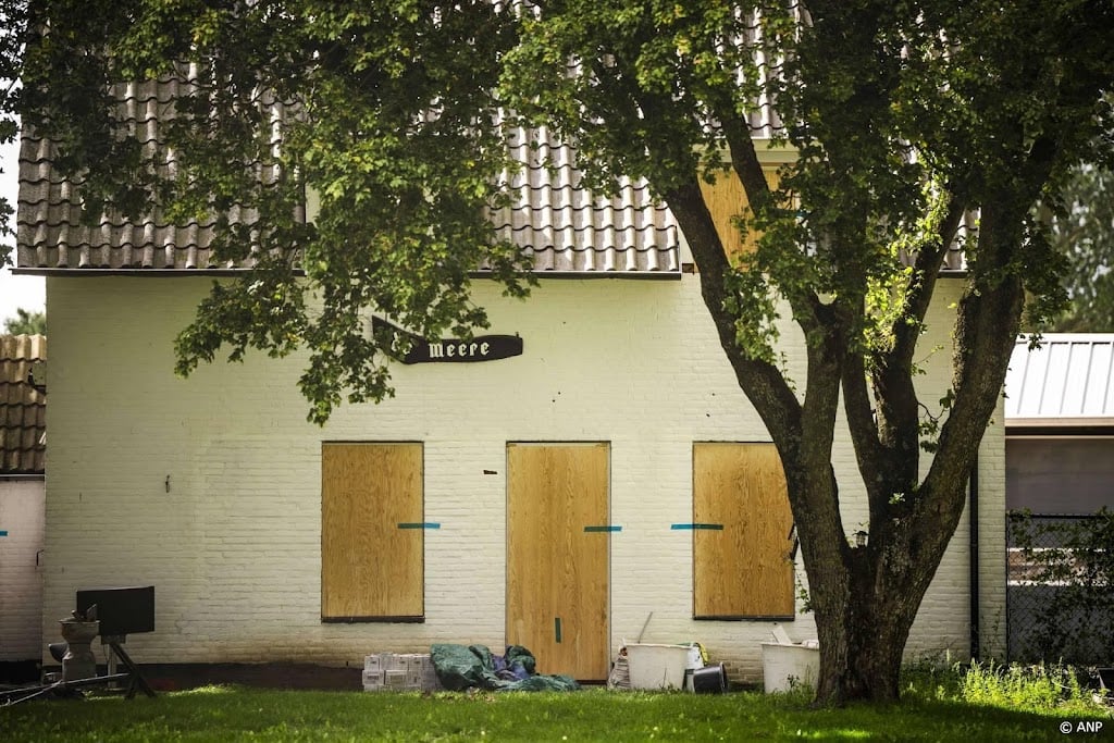 Permanent sluiten van huis Overasselt mag niet, zegt burgemeester