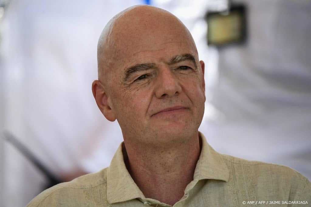 FIFA beschuldigt UEFA van 'lastercampagne' tegen Infantino