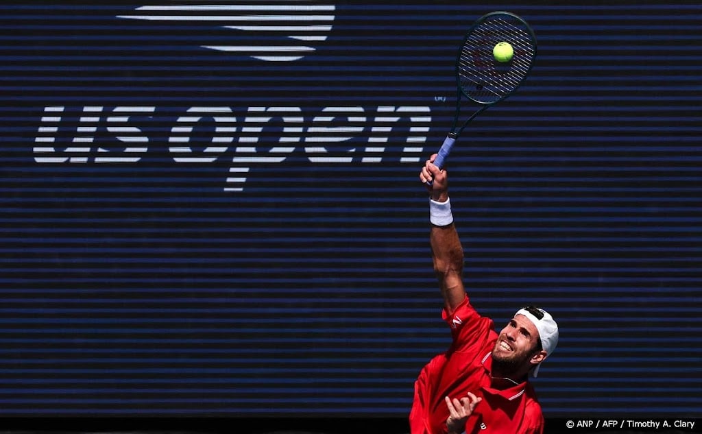 Tennisser Chatsjanov verrast Auger-Aliassime op US Open