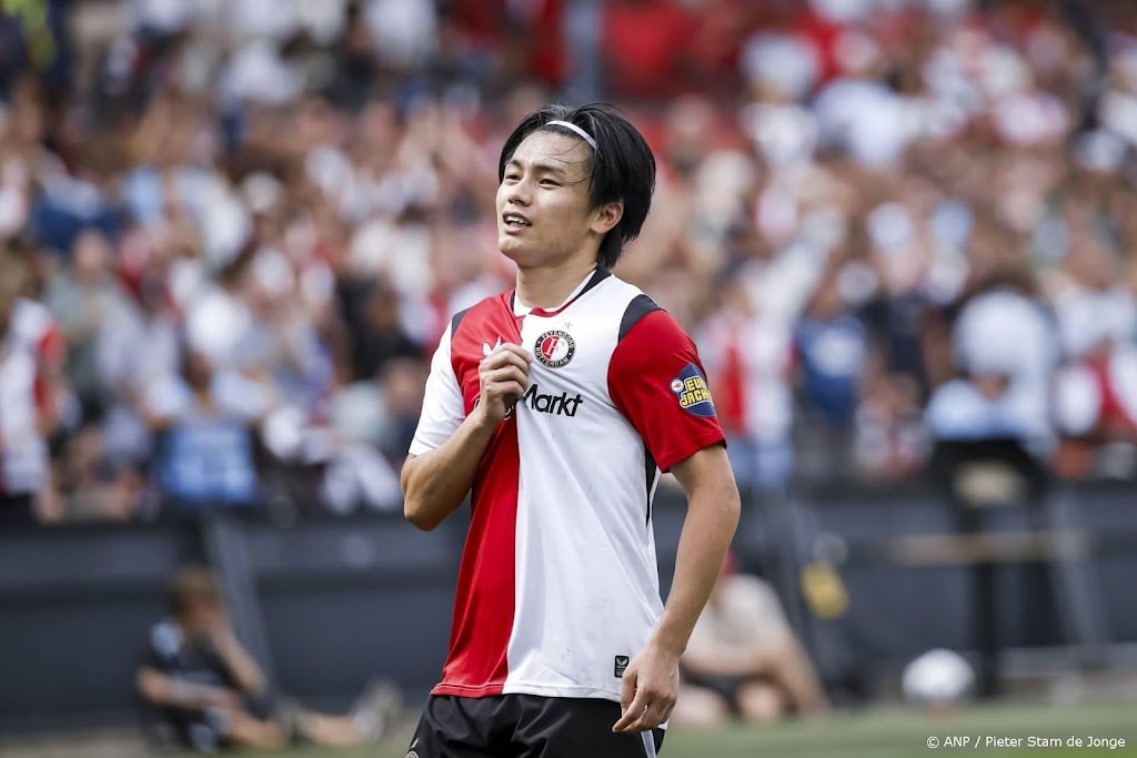 Oud-Feyenoorder Ueda helpt Lille bij debuut als invaller aan zege