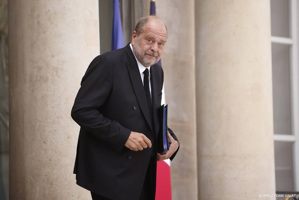 Franse justitieminister moet terechtstaan voor misbruik positie
