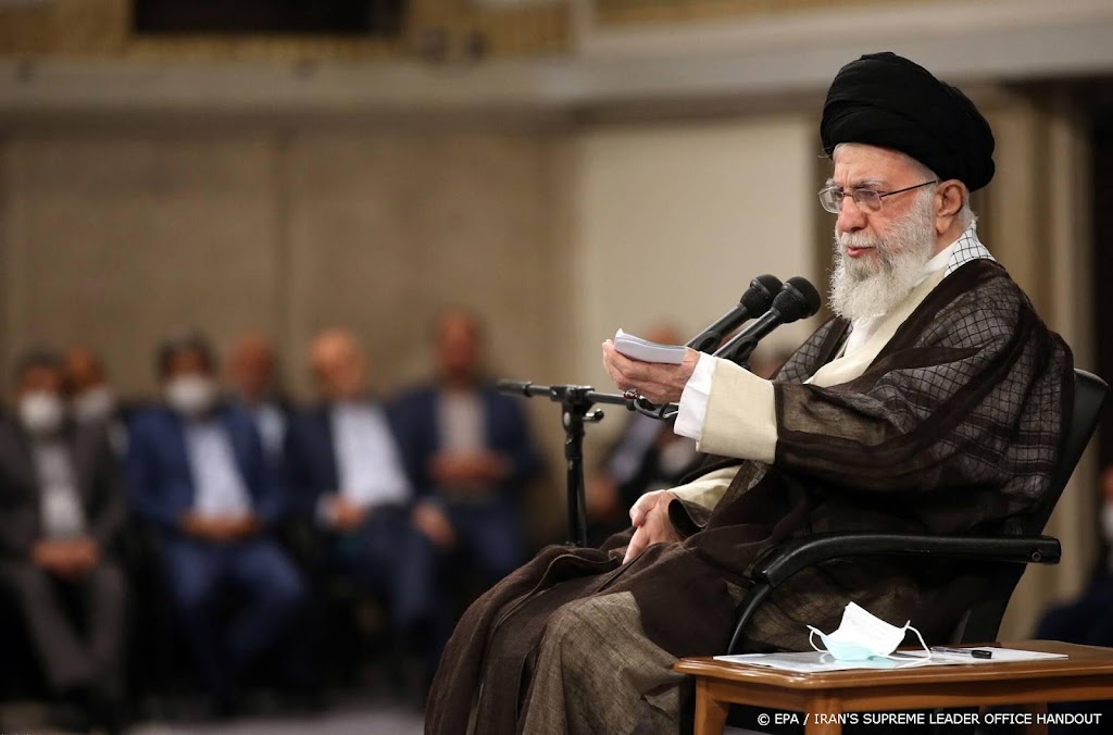 Leider Iran waarschuwt moslimlanden tegen relaties met Israël
