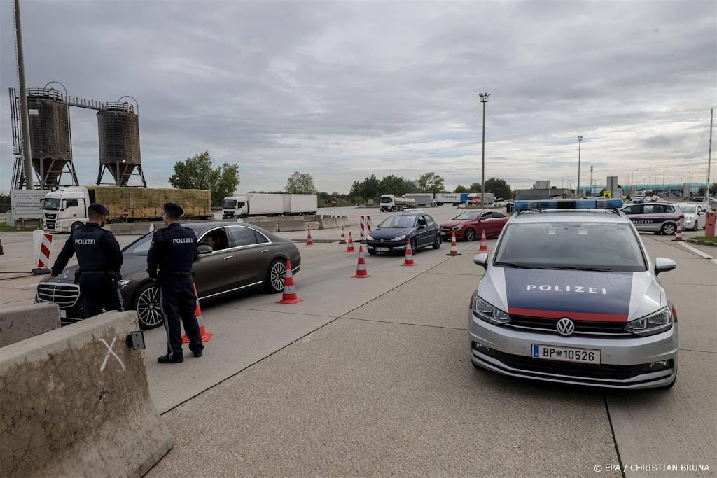 Polen, Tsjechië en Oostenrijk voeren grenscontroles Slowakije in