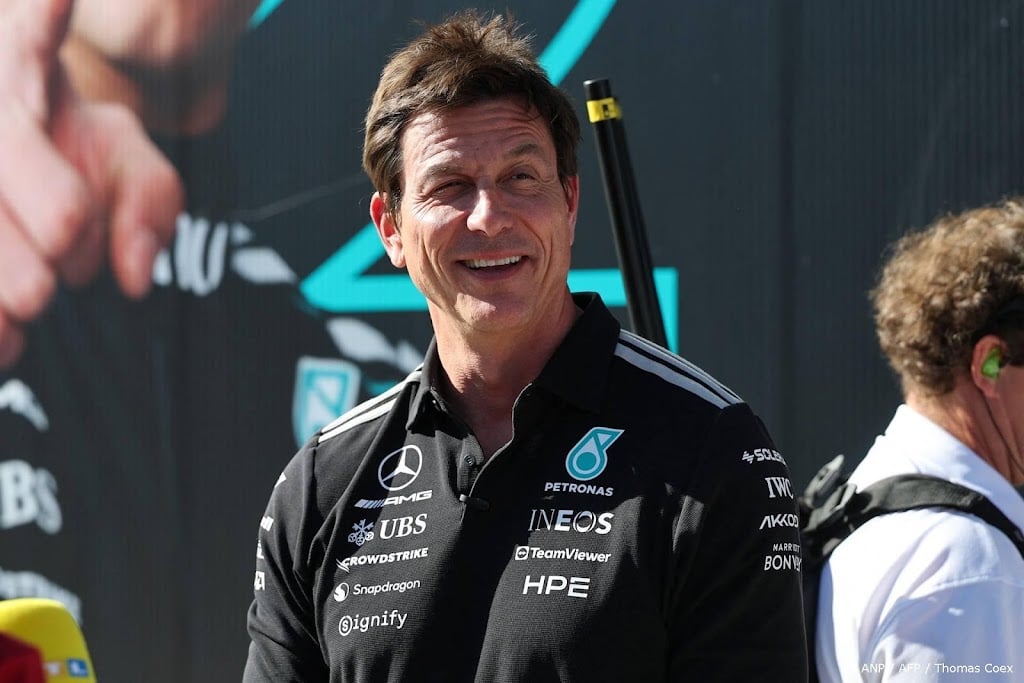 Verbaasde teambaas Wolff ziet dominant Mercedes 'achteruit' gaan