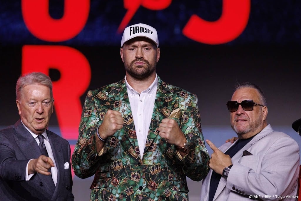 Fury wil Trump uitnodigen voor opkomst bij boksgevecht met Joshua