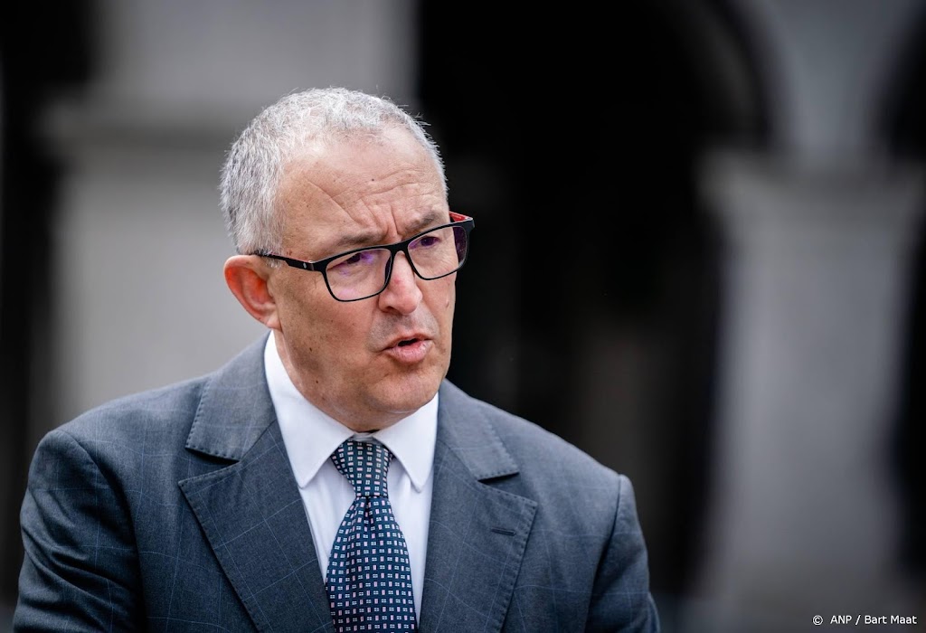 Aboutaleb wist niet van Chinees 'politiebureau' in de stad