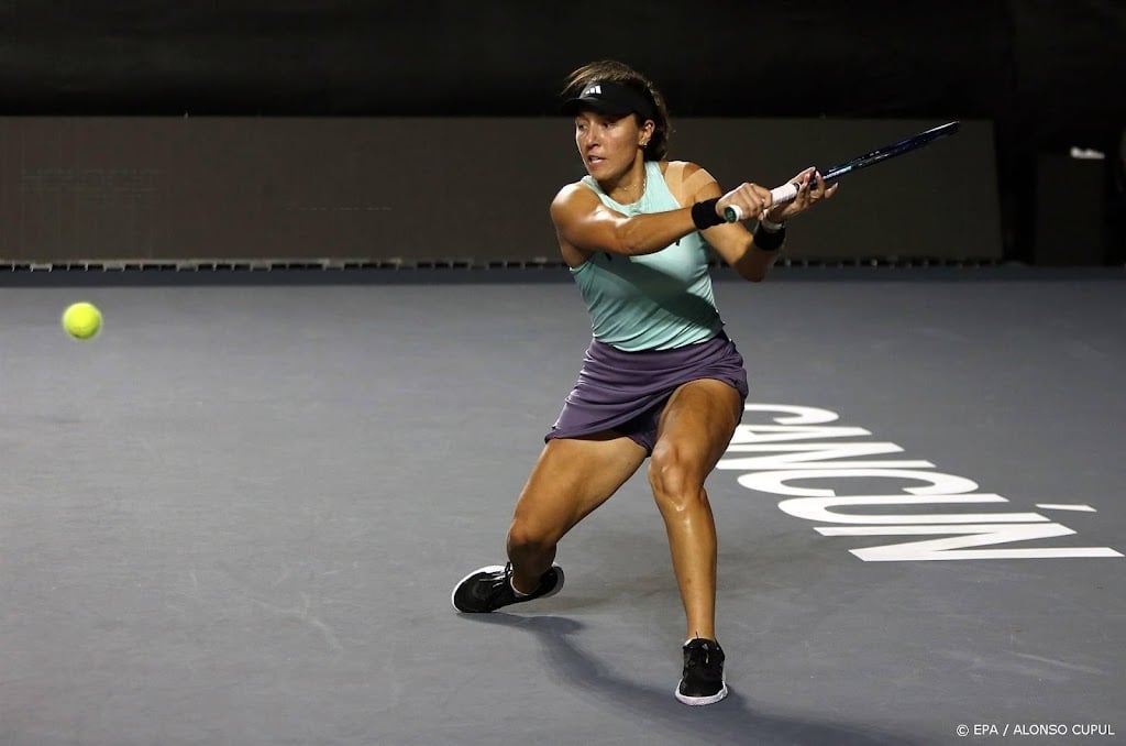 Pegula wint ook derde duel, Sabalenka - Rybakina onderbroken