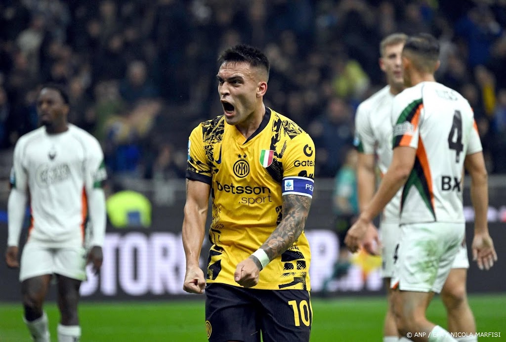 Martínez kopt Inter langs Venezia en naar tweede plaats