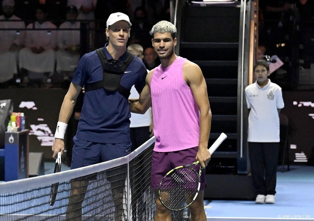 Sinner en Alcaraz in voorbereiding op Australian Open naar Seoul