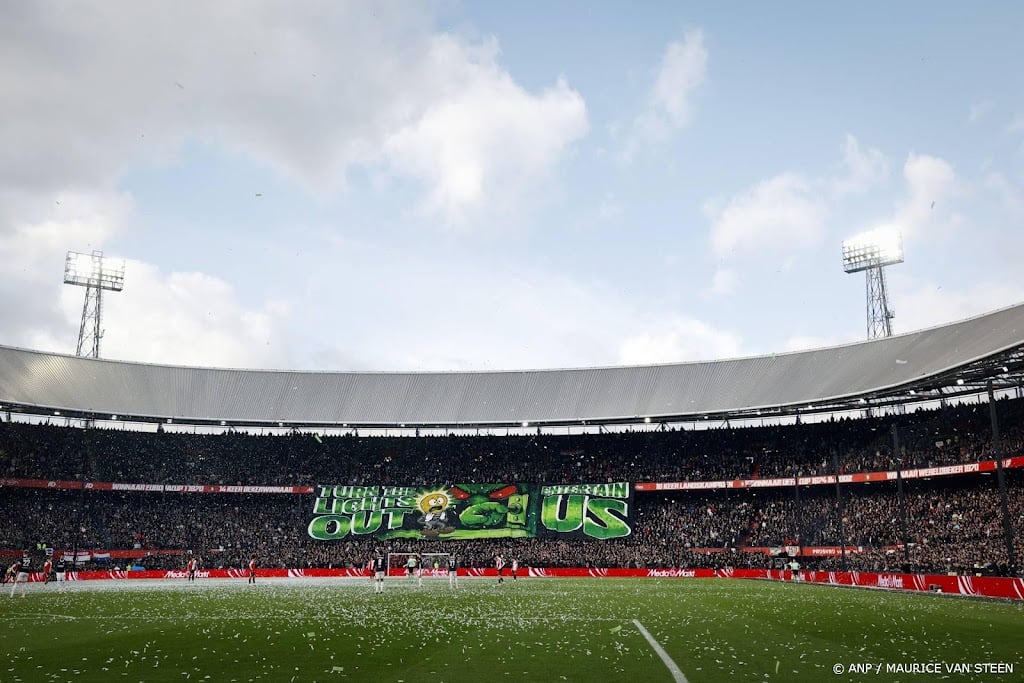 Feyenoord wil De Kuip in eigen handen krijgen en investeert flink