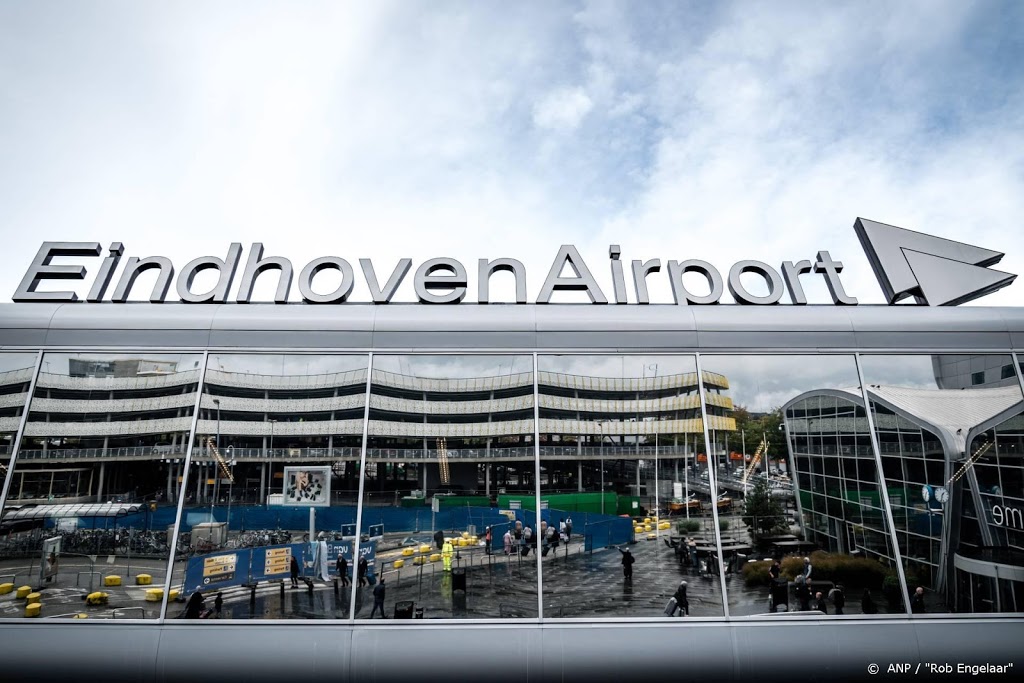 Vluchten vertraagd door mist Eindhoven