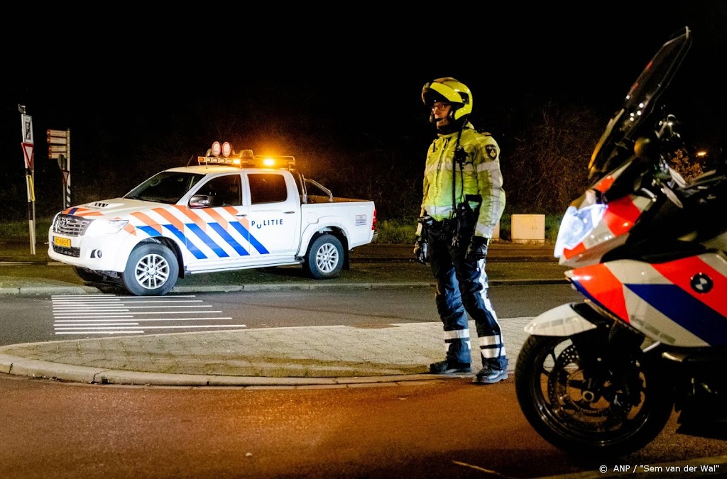 Aanhoudingen tijdens roerige avond in Duindorp