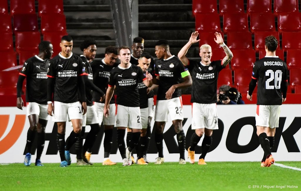 PSV na 1-0-zege bij Granada en nederlaag PAOK verder in Europa 