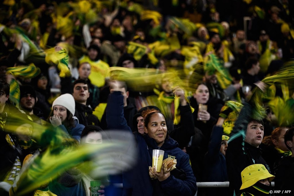 Supporter Nantes doodgestoken bij voetbalrellen in Nice