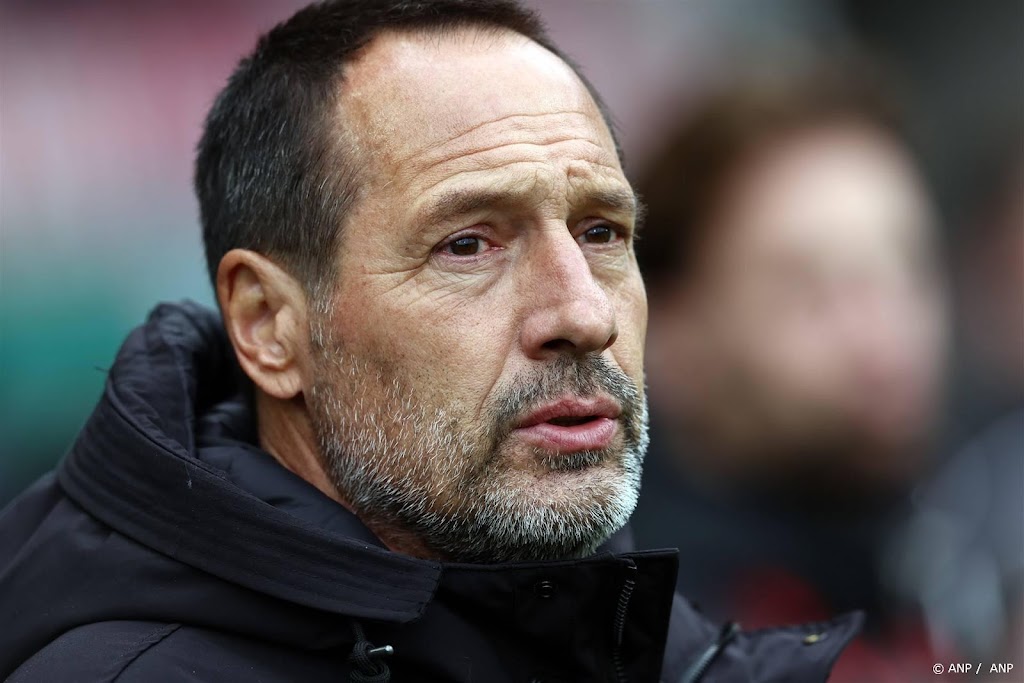 Van 't Schip ziet Ajax 'op karakter' winnen bij NEC