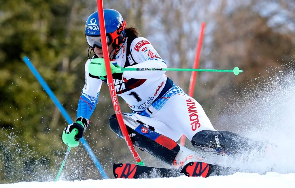 Skiester Vlhová doorbreekt zegereeks Shiffrin op de slalom