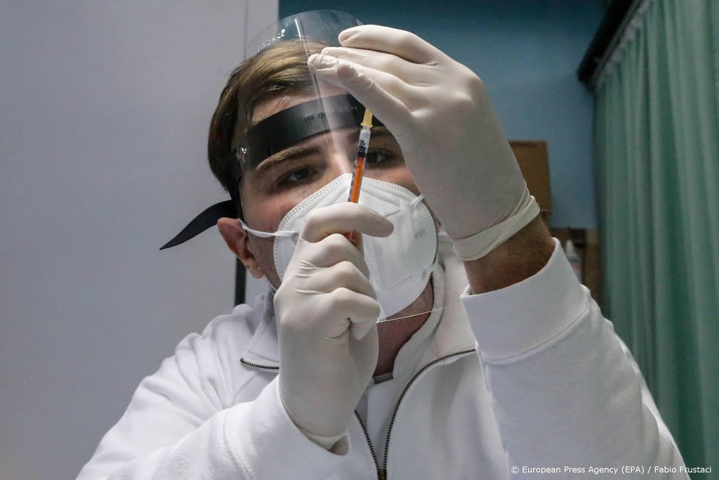 Brussel 'in gesprek' over meer doses Pfizer-vaccins